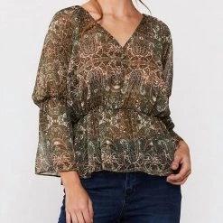 Best Pirce ๐ฅฐ Velvet Heart ๐ฉ women Fauntine Bell Sleeve Top in Amber ๐