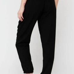Brand new 👏 Velvet Heart 👩 women Mckay Jogger Pant in Black 🤩 -Deals ILIA Beauty Store 6997f7dca0254516b0aafbba62190f05 c19c4b76 2026 447c 9388 2e02457b5c89 1080x