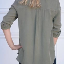 Brand new ⭐ Velvet Heart 👩 women Lola Button Front Blouse in Olive 🛒 -Deals ILIA Beauty Store 71a8ca3c0a354f569a7e2f556114d5f3 1080x
