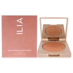 Cheap 🛒 DayLite Highlighting Powder - Decades Soft Gold by ILIA Beauty for 👩 Women - 0.23 oz Highlighter 🧨